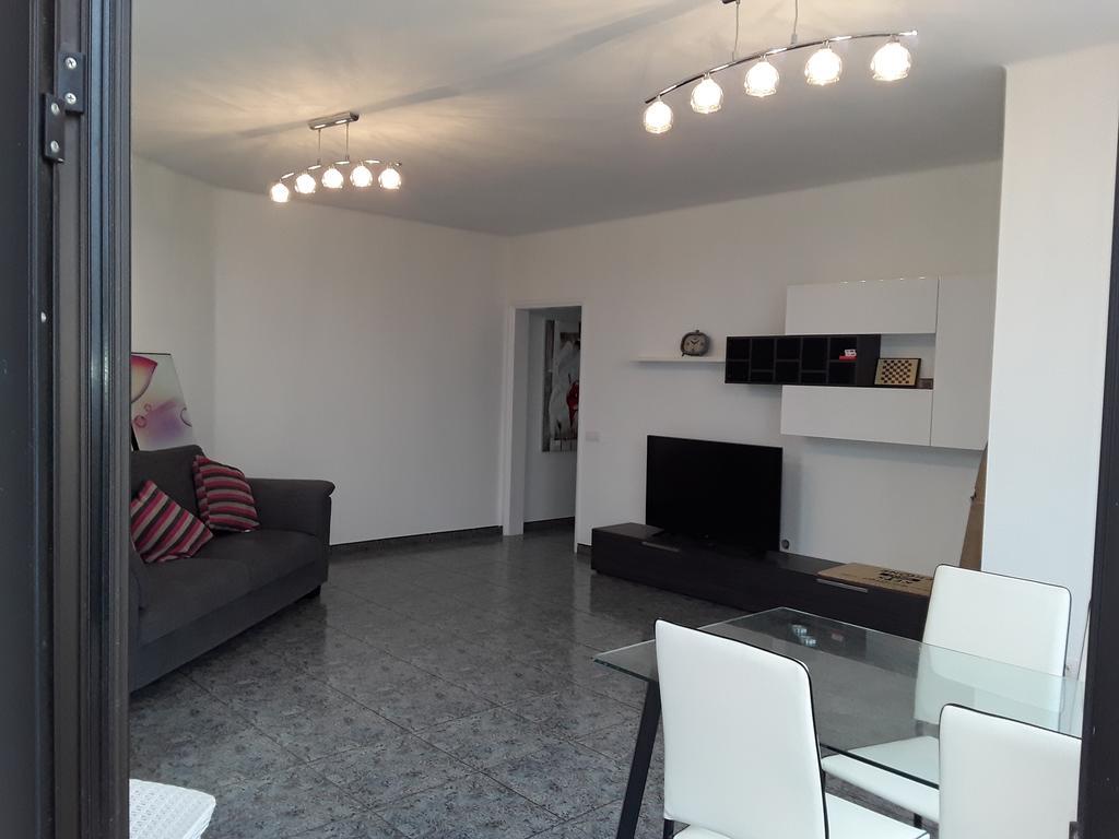 Central Seaview Apartment Puerto Del Carmen Экстерьер фото